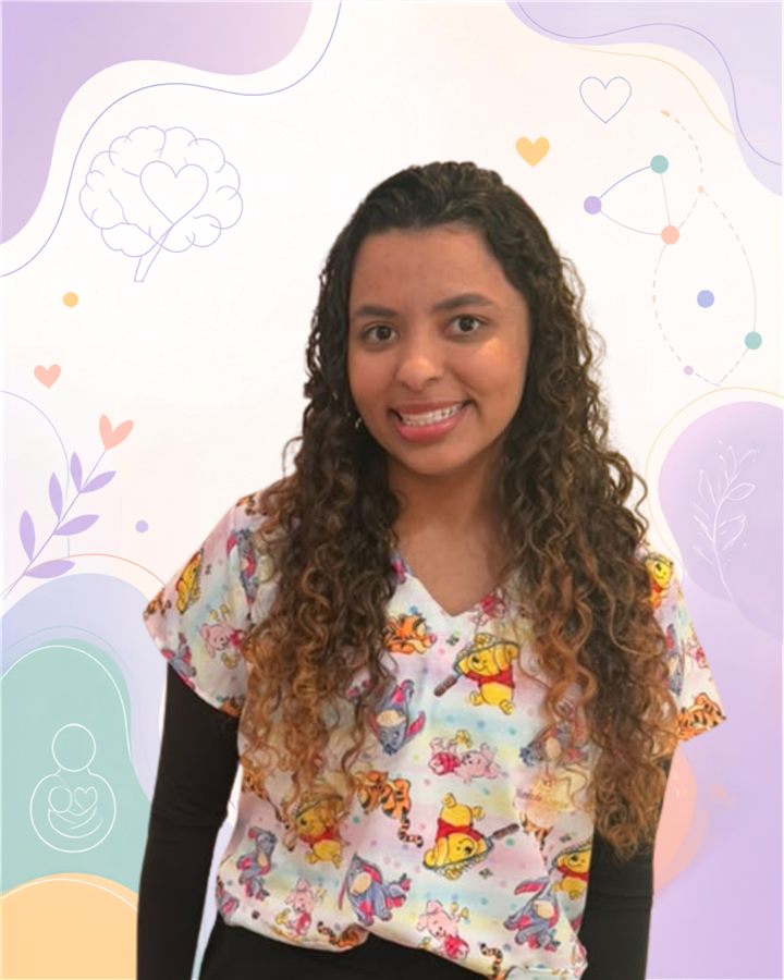 Aline Lino, psicóloga infantil da Mundo da Criança